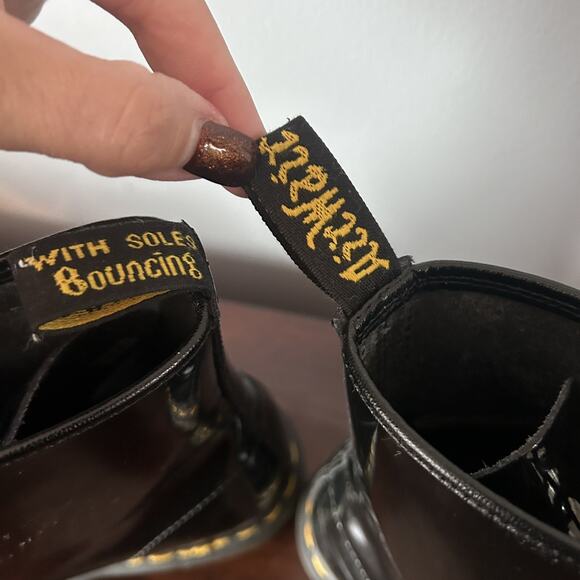 Dr Martens 1460W Patent Leather Lace Up Combat Boots Women's Size 9 US - Picture 7 of 12